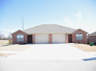 100 Sage St, Centerton, AR 72719