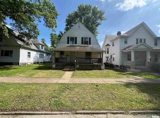 926 W Governor St, Springfield, IL 62704