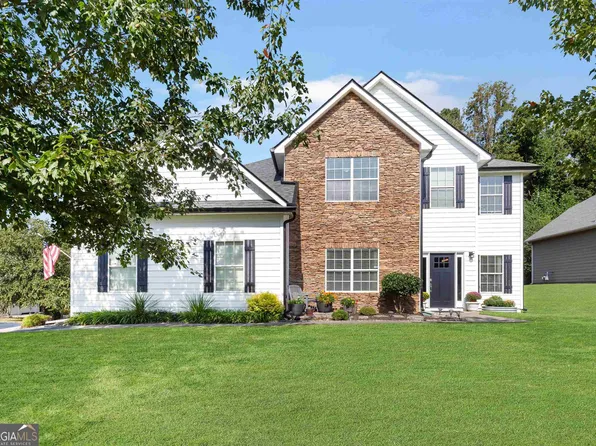 306 Farmbrook Pass, Canton, GA 30115