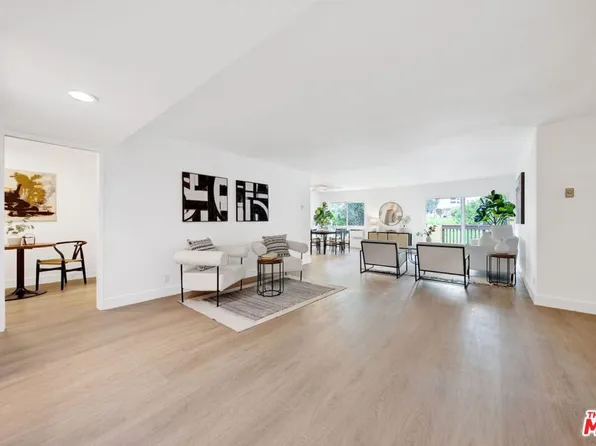 5950 Buckingham #205, Culver City, CA 90230