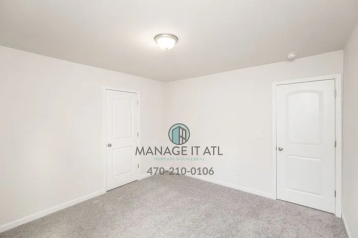 750 Shallowford Rd — Photo 33
