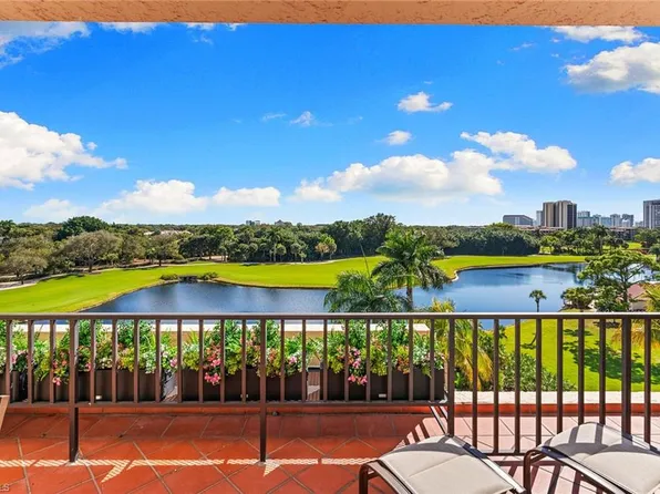 6360 Pelican Bay BLVD #C-PH4, NAPLES, FL 34108