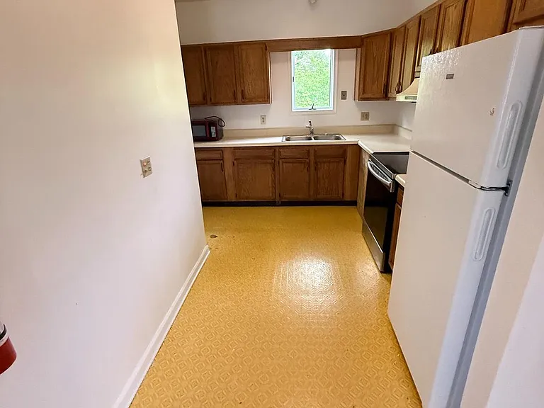 1134 E Park Ave — Photo 8