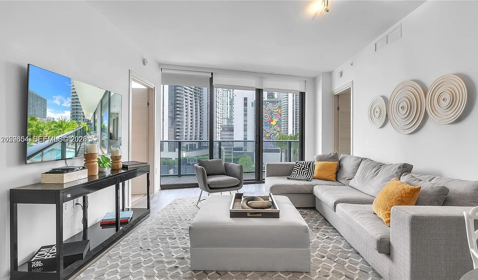 801 Sma Residences Condo — Photo 1