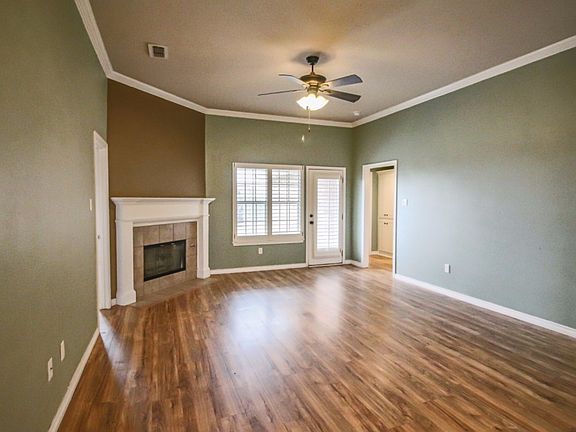 4th image of 1311 Yorkshire Ave