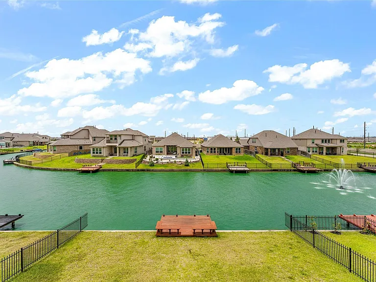 24014 Corinaldo Ct — Photo 42