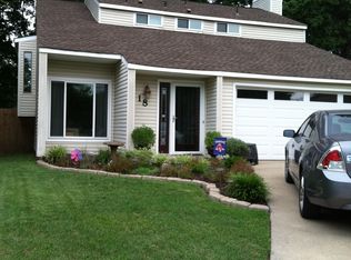 18 Overlook Ct, Hampton, VA 23669