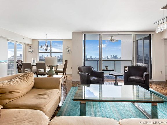 3rd image of 1800 Sunset Harbour #1612