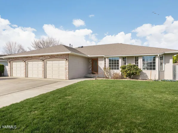 1538 S 69th Ave, Yakima, WA 98908