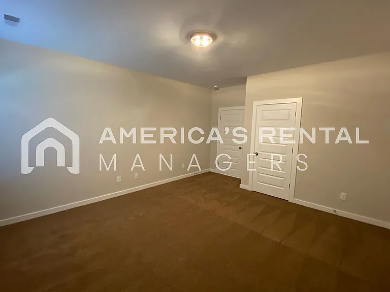 15662 Capstone Blvd — Photo 13