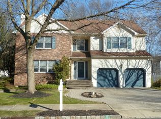 19 Bennet Rd, Hillsborough, NJ 08844