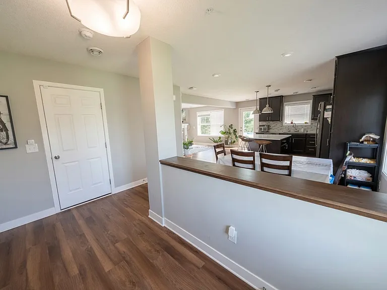 4782 Martingale Dr — Photo 6