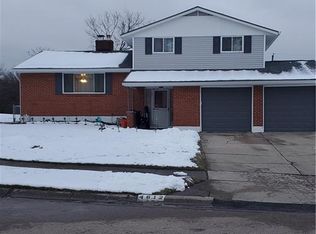 4612 Belcourt Dr, Dayton, OH 45417