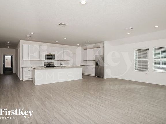 5th image of 10634 Erinita Way