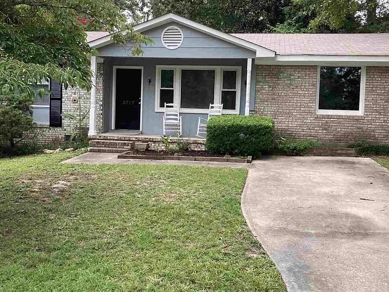 3717 Woodbury Dr — Photo 12