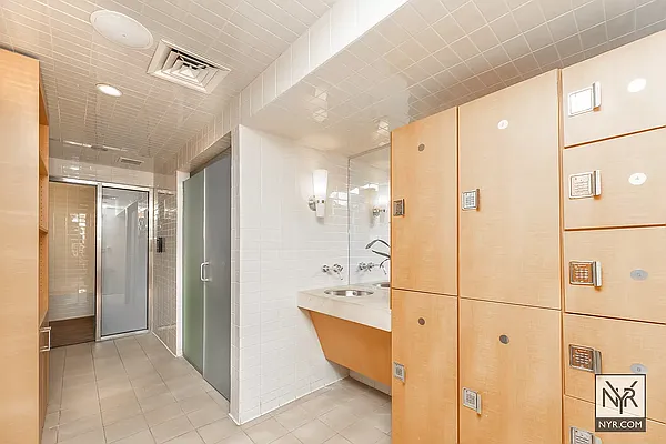 Rented by New York Residence | media 36