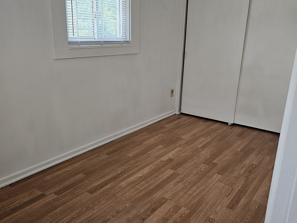 1st image of 2421 Blanchard Ave APT 4