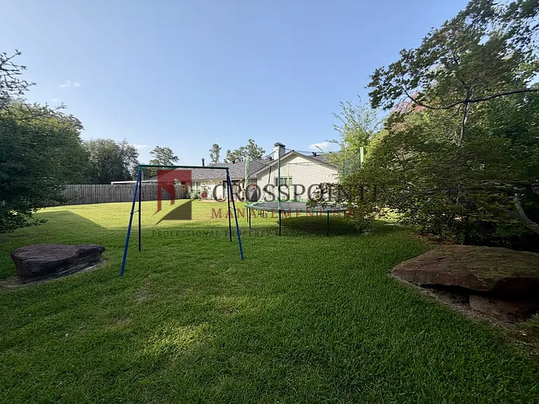 1809 Glen Arbor St — Photo 45