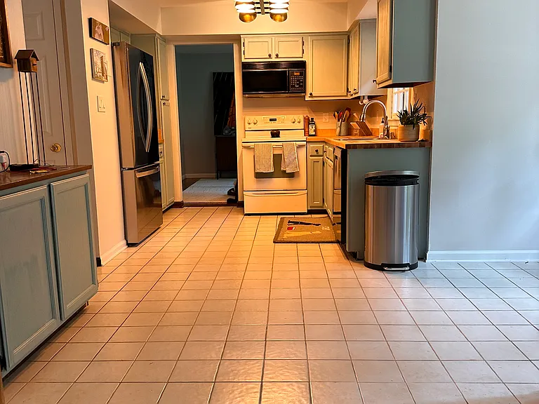 12804 Fantasia Dr — Photo 29