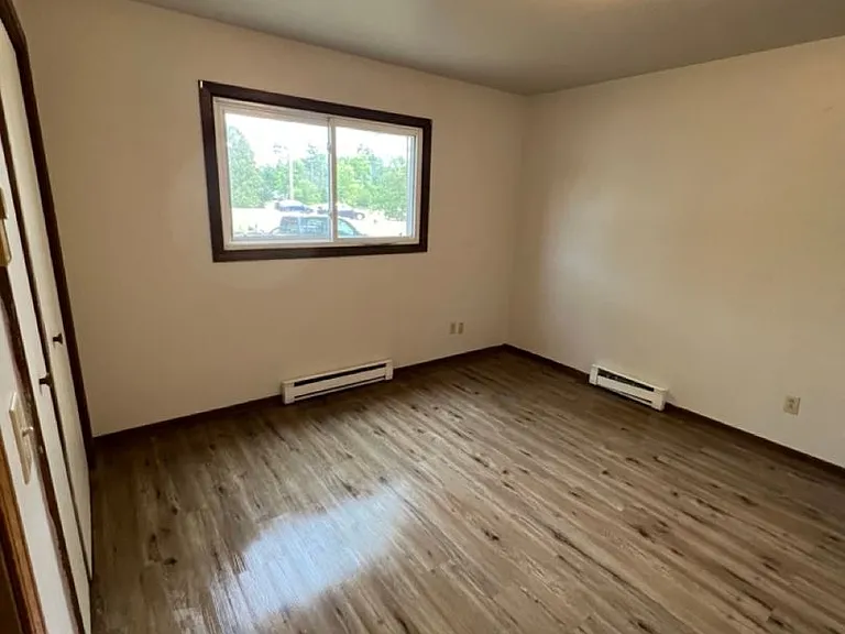 2802 Jelinek Ave — Photo 10