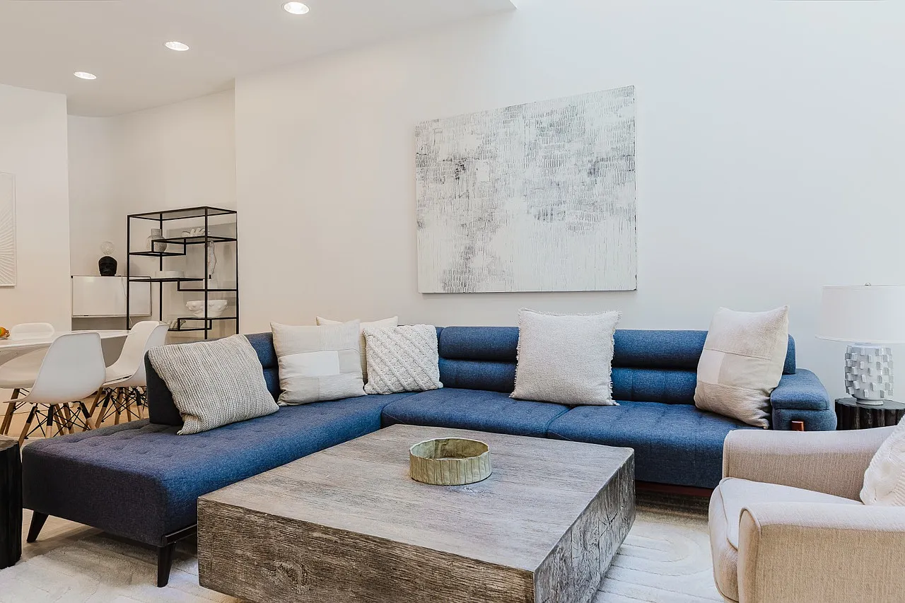 323 East 51st Street — Photo 1