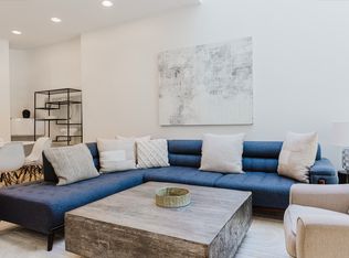 323 E 51st St APT 1, New York, NY 10022
