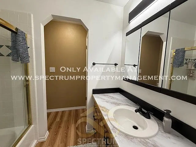 1045 Oberland Dr — Photo 17