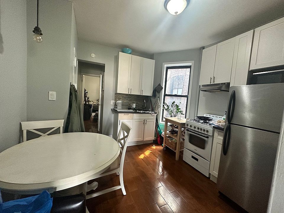 1st image of 324 E 109th St APT 4