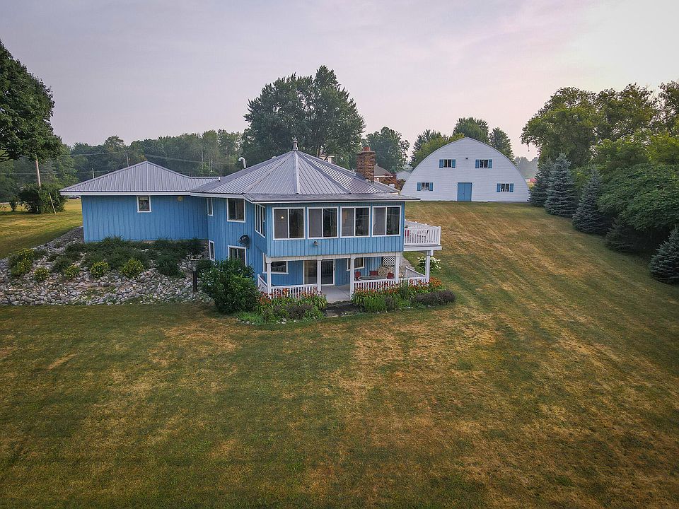 1st image of 828 Reunion Ave
