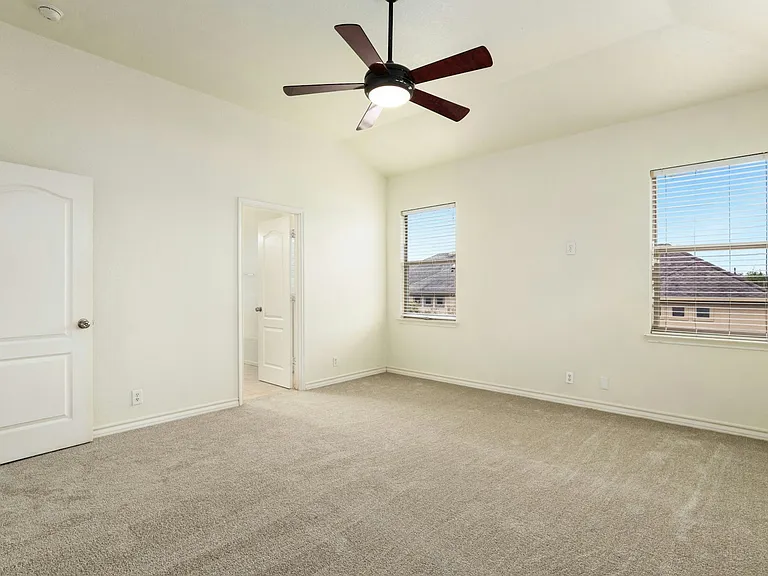 1210 Tweed Willow — Photo 12