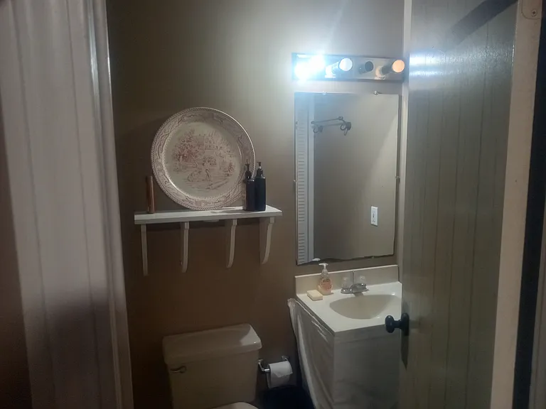 337 W Poplar St #1 — Photo 3