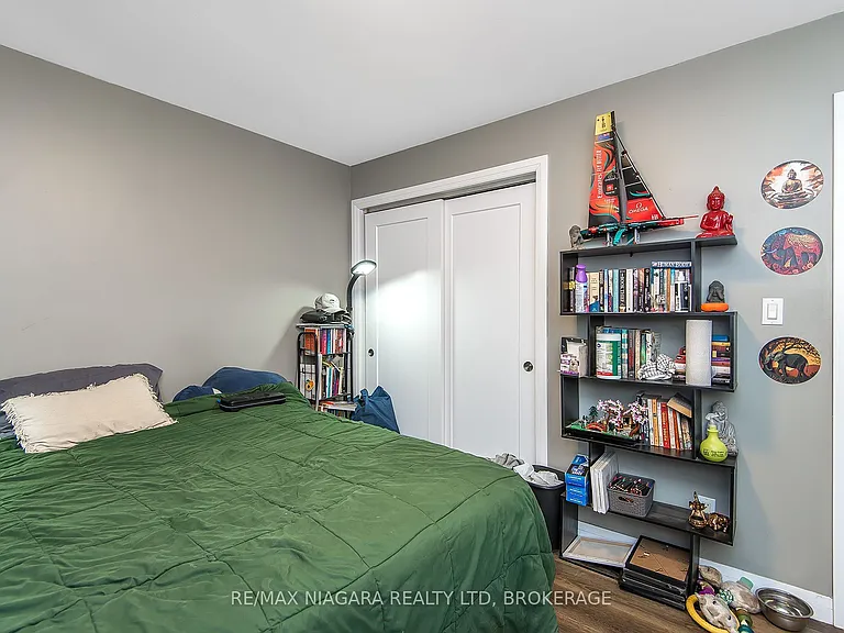 58 Dorchester Blvd — Photo 12