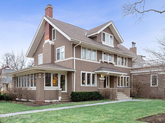 2nd image of 700 Columbian Ave
