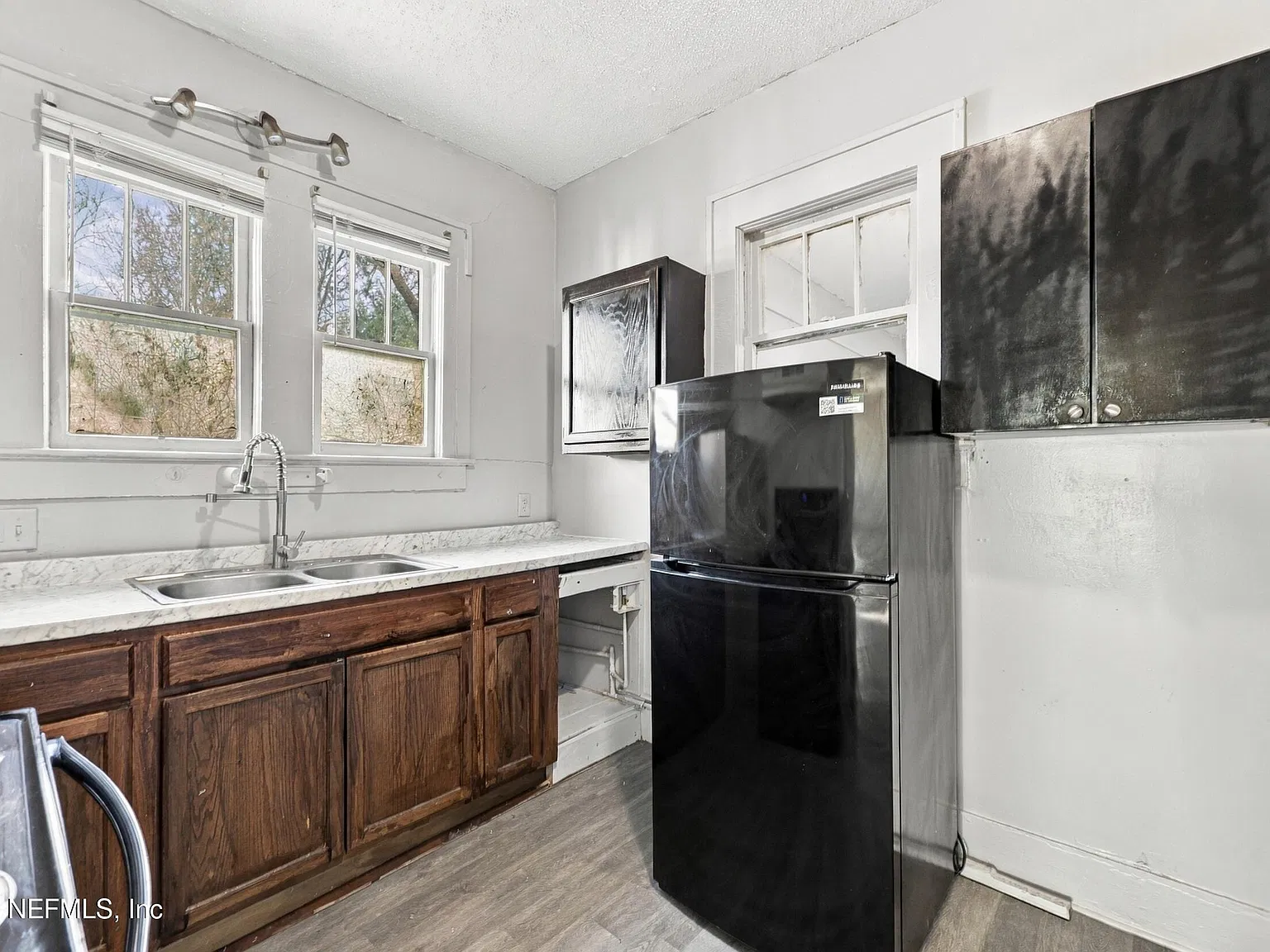 2 bed, 1.0 bath, 994 sqft, $1,175 — Photo 4