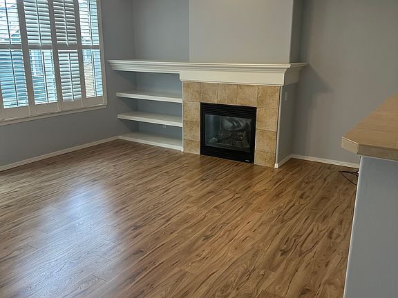 Builtins in livingroom