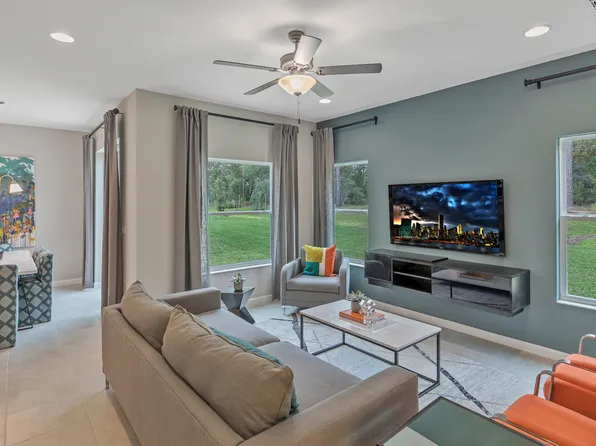 1008 Landing Ln, Deltona, FL 32738