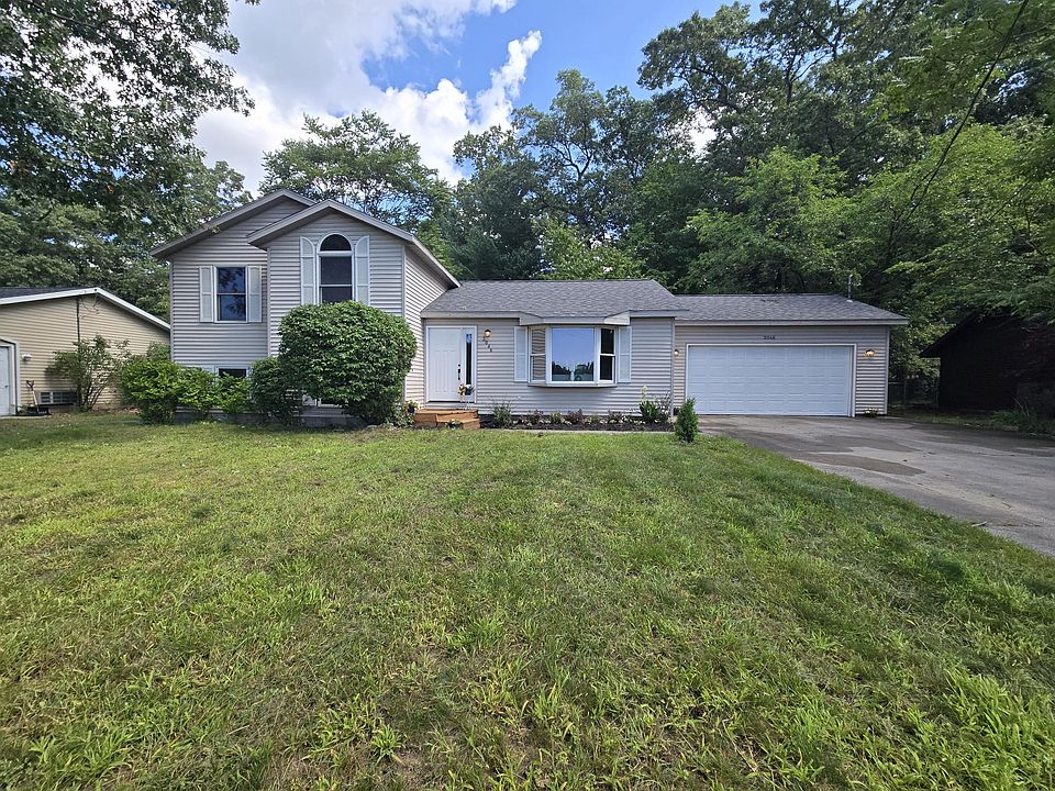 1st image of 2046 N Roberts Rd
