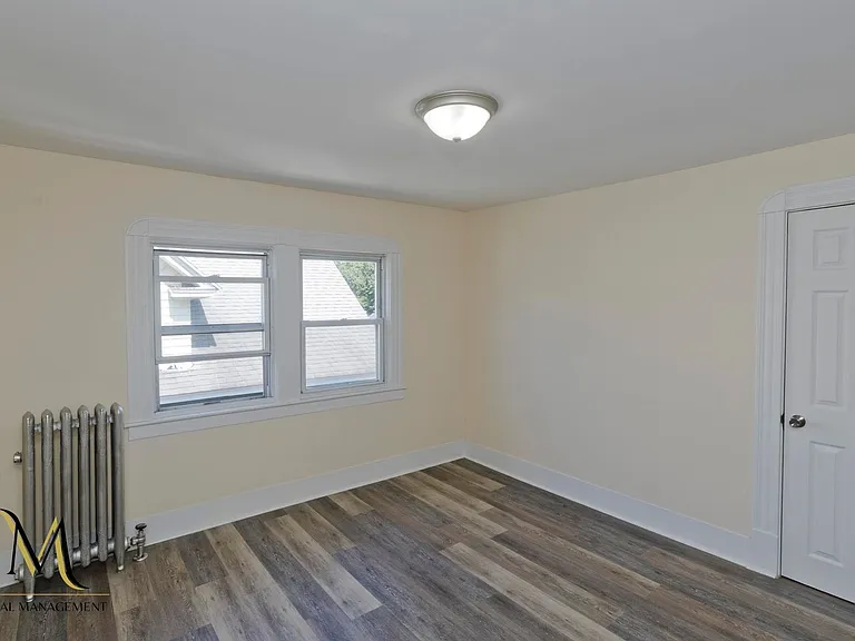 20 Sachem St — Photo 21