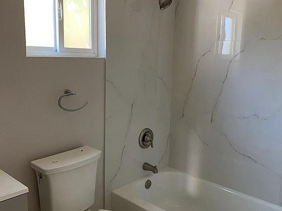 3rd image of 16396 Santa Bianca Dr
