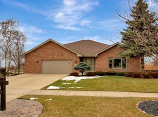 8907 Fairfield Ln, Tinley Park, IL