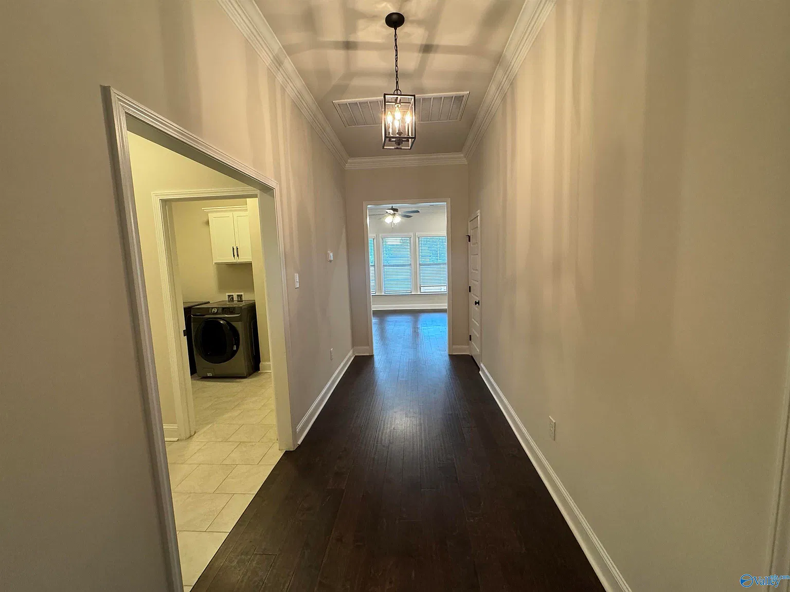3 bed, 2.0 bath, 1648 sqft, $1,700 — Photo 4