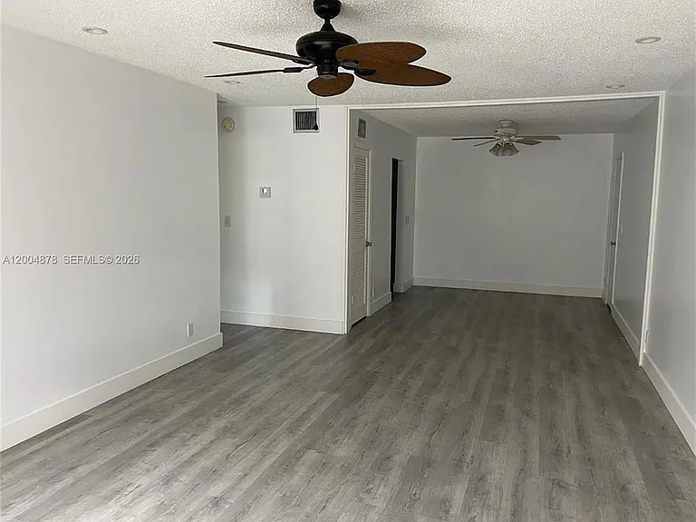 6207 Bay Club Dr #1 — Photo 16