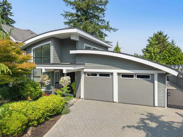 15461 18th Ave, Surrey, BC V4A 1X1