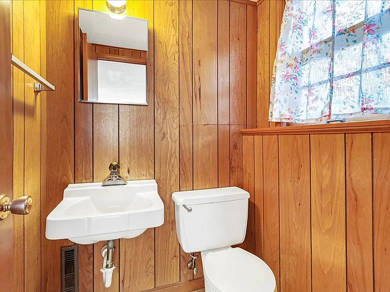 318 Goodrich Dr — Photo 27
