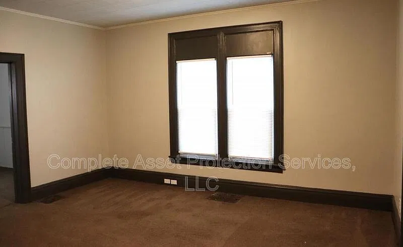 2 bed, 1.0 bath, 900 sqft, $950 — Photo 3