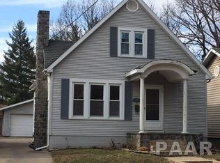 338 N 5th Ave, Canton, IL 61520
