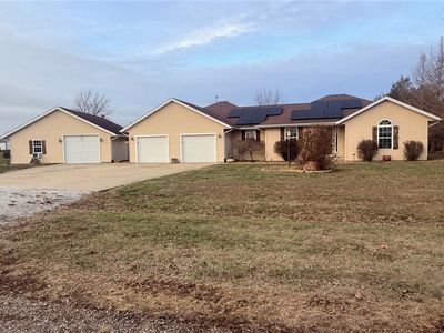 26 S Shores, Sullivan, IL, 61951