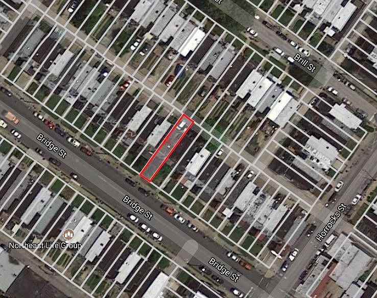 2nd image of 1143 Bridge St
