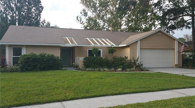 1st image of 267 Fallen Palm Dr