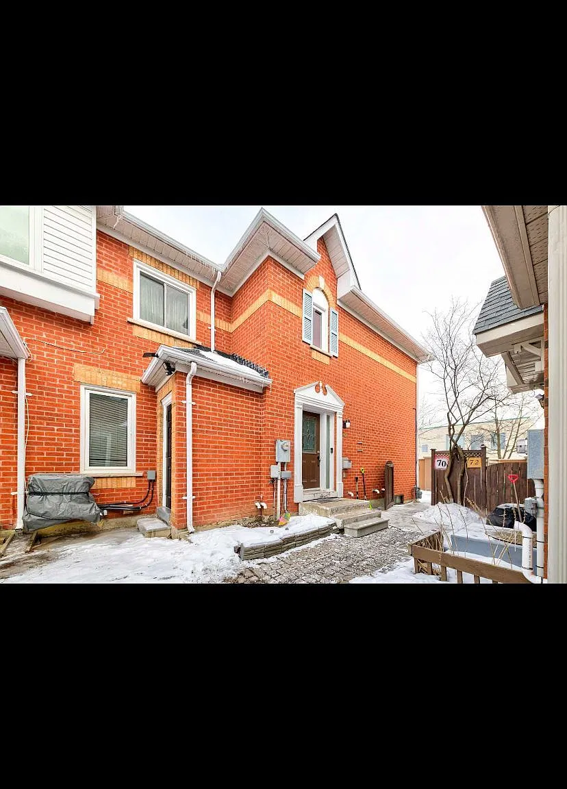4 bed, $3,100 — Photo 1